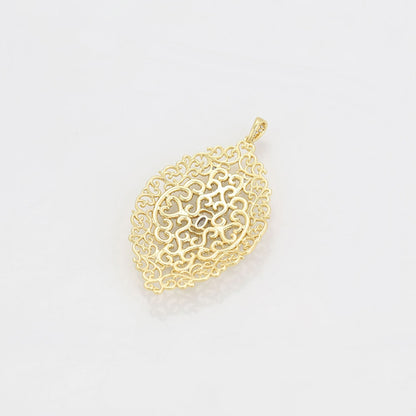 Elegant Pendant