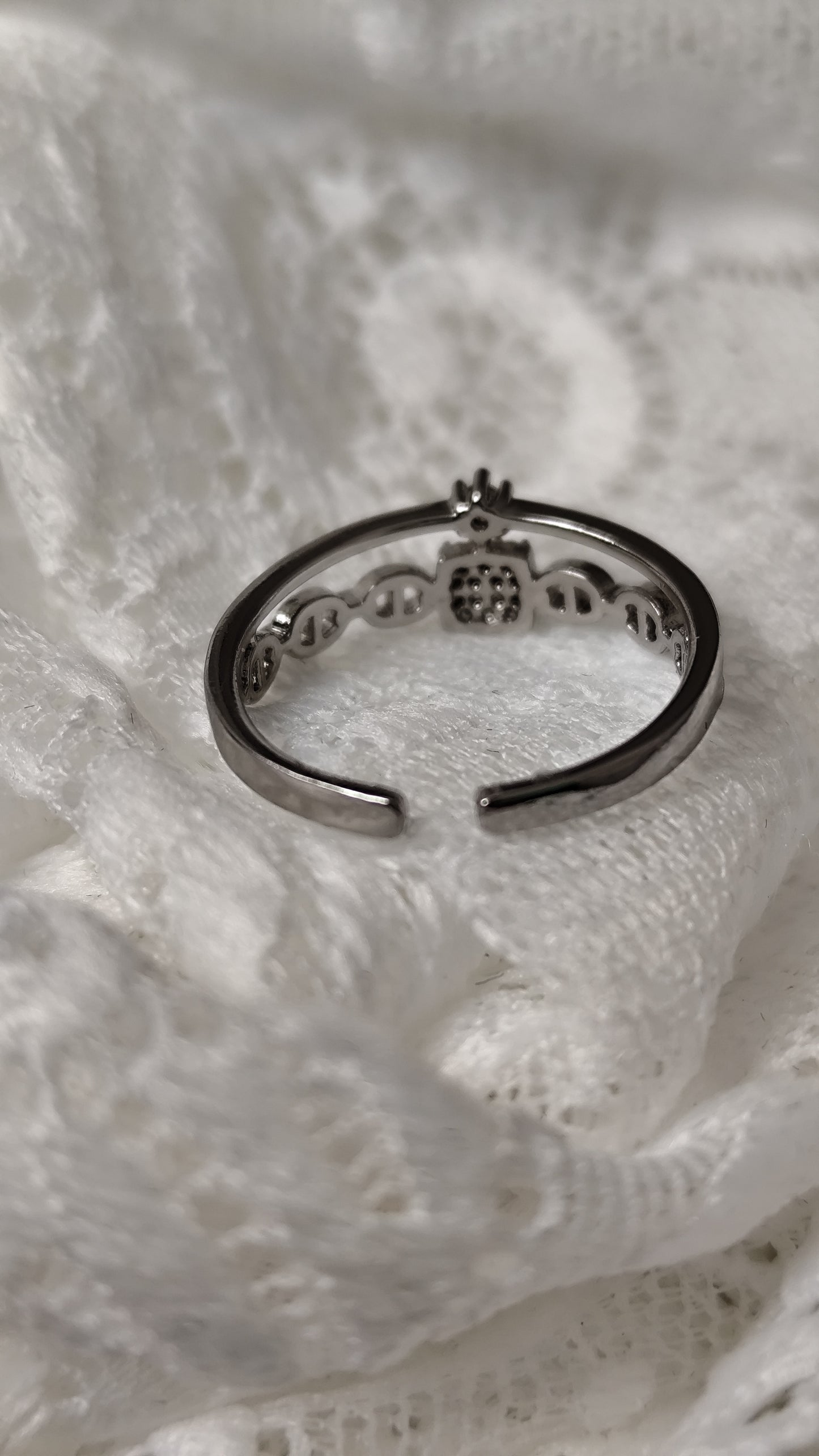 Sissy Ring