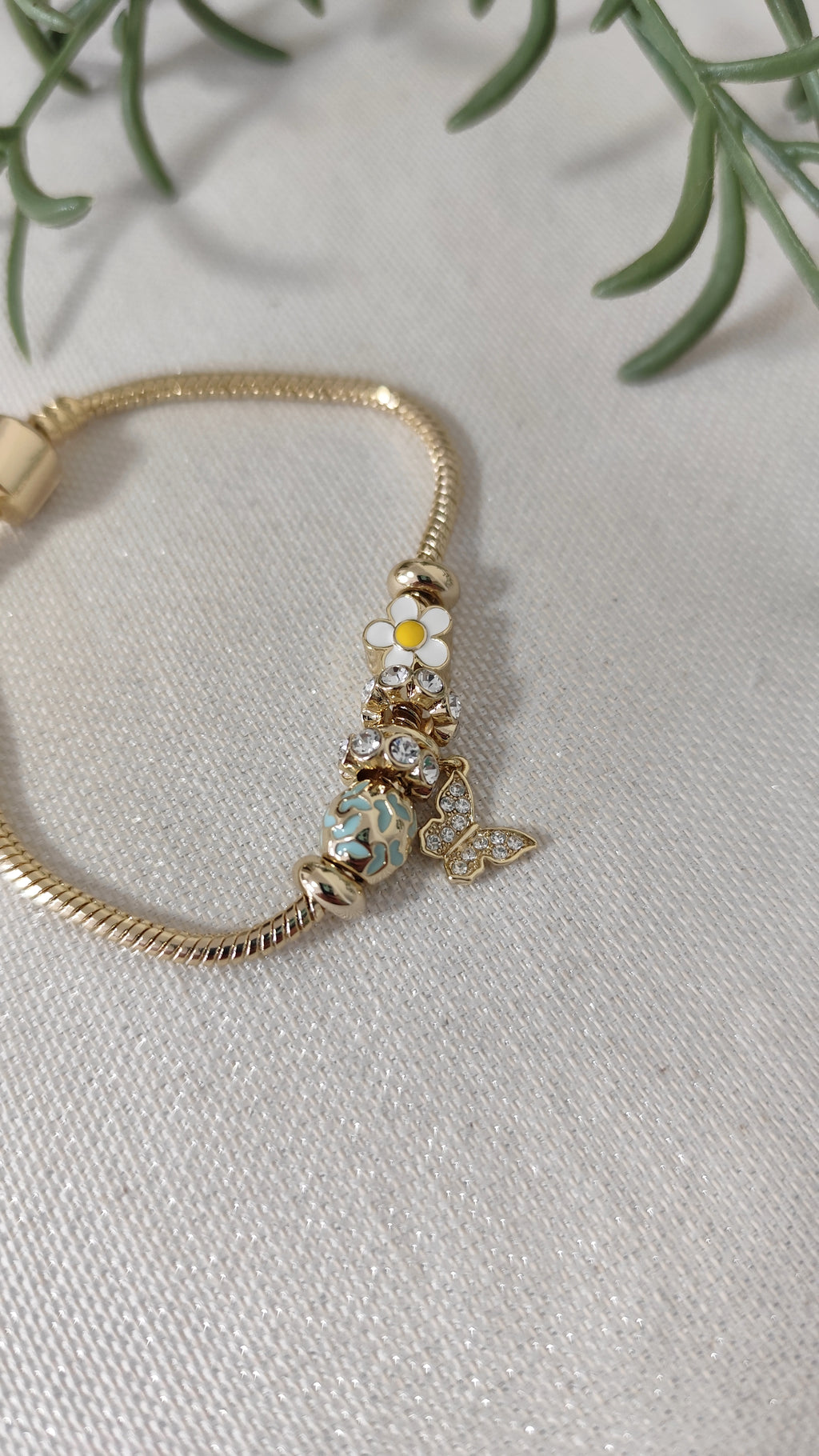 Flower With Mini Butterfly Bracelet
