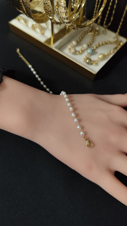 İnci Bracelet